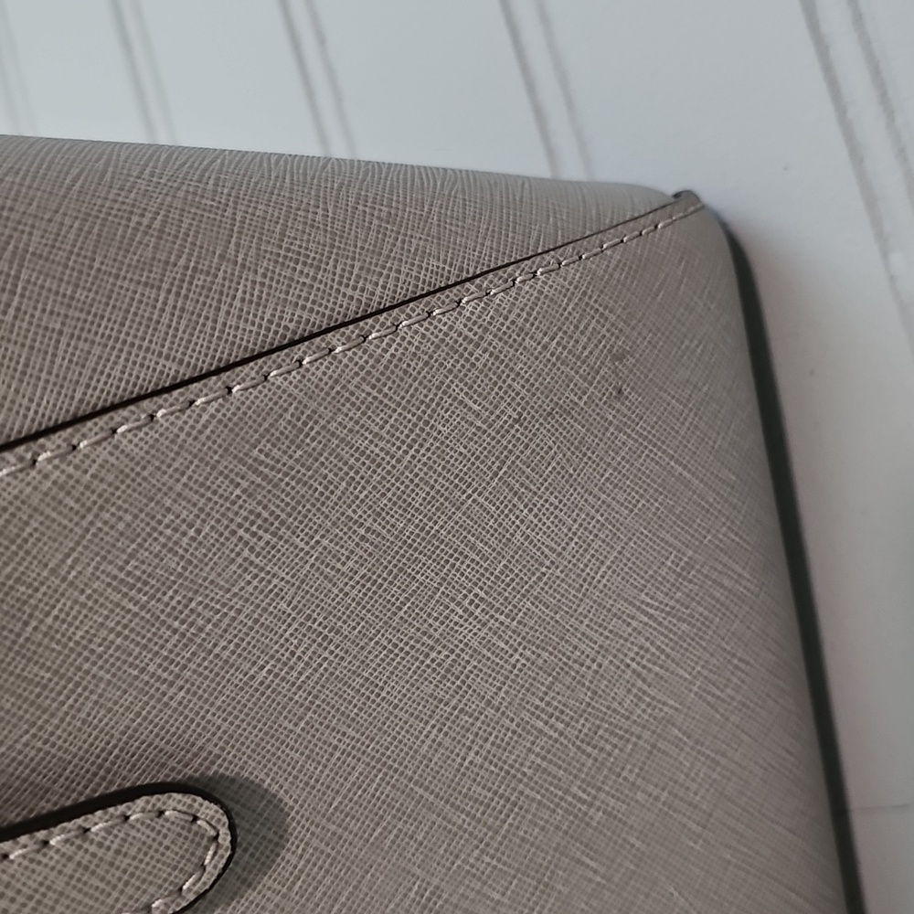 Michael Kors Gray Ciara Purse. - Picture 12 of 17